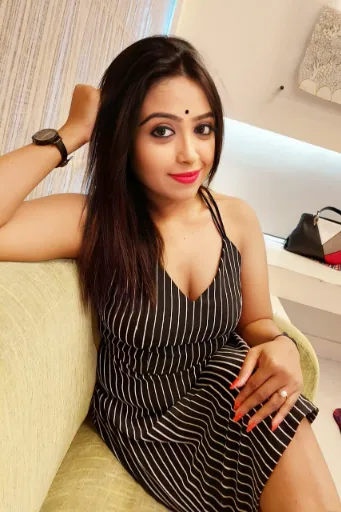 DelhiMazza Escorts in Agra Offering Premium Companionship